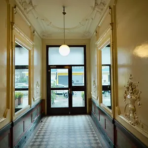 Bernstein Am Kurfuerstendamm Hotel